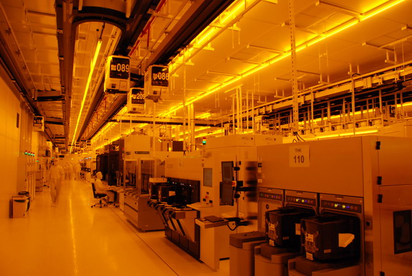 GlobalFoundries_fab_one_02.jpg