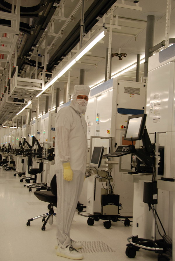 GlobalFoundries_fab_one_05.jpg