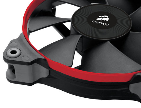 Corsair_sp_0001_feat_fan_SP120_cornerL_R.jpg