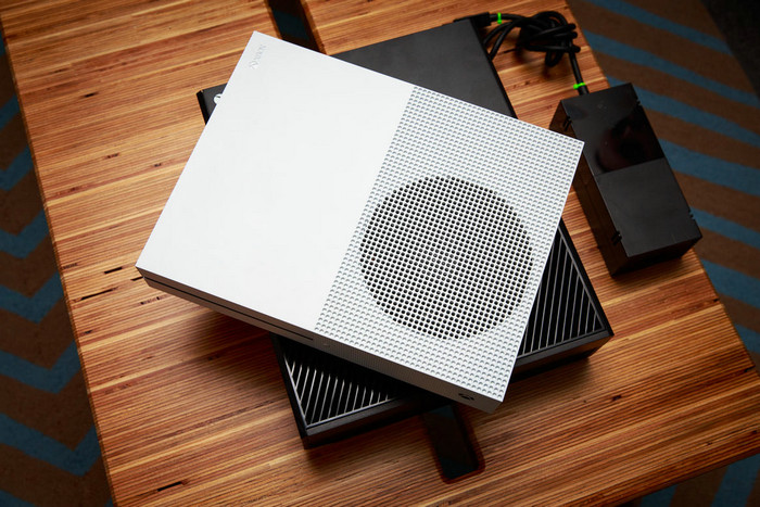 xbox_one_s_comp_06.jpg xbox_one_s_comp_06.jpg