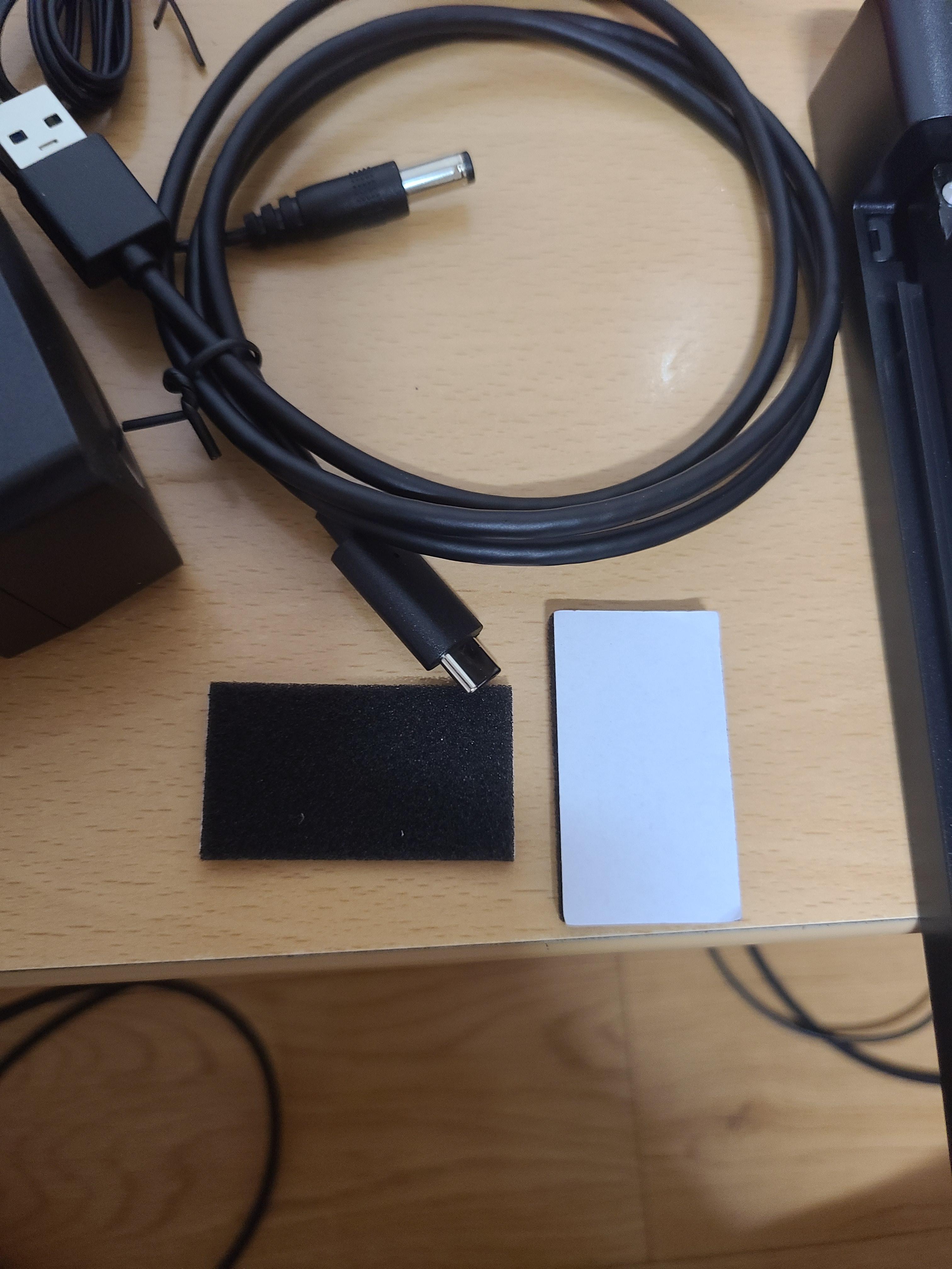 질문] 3.5 [컴맹주의](11마존포장추가질문)외장하드 케이스 왔는데 스폰지를 어디 쓰는 건가요? - 컴퓨터 / 하드웨어 - 기글하드웨어