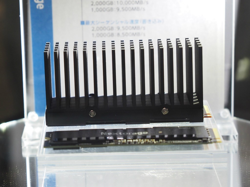 Nextorage, 거대한 방열판이 달린 PCIe 5.0 SSD - 컴퓨터 / 하드웨어 - 기글하드웨어