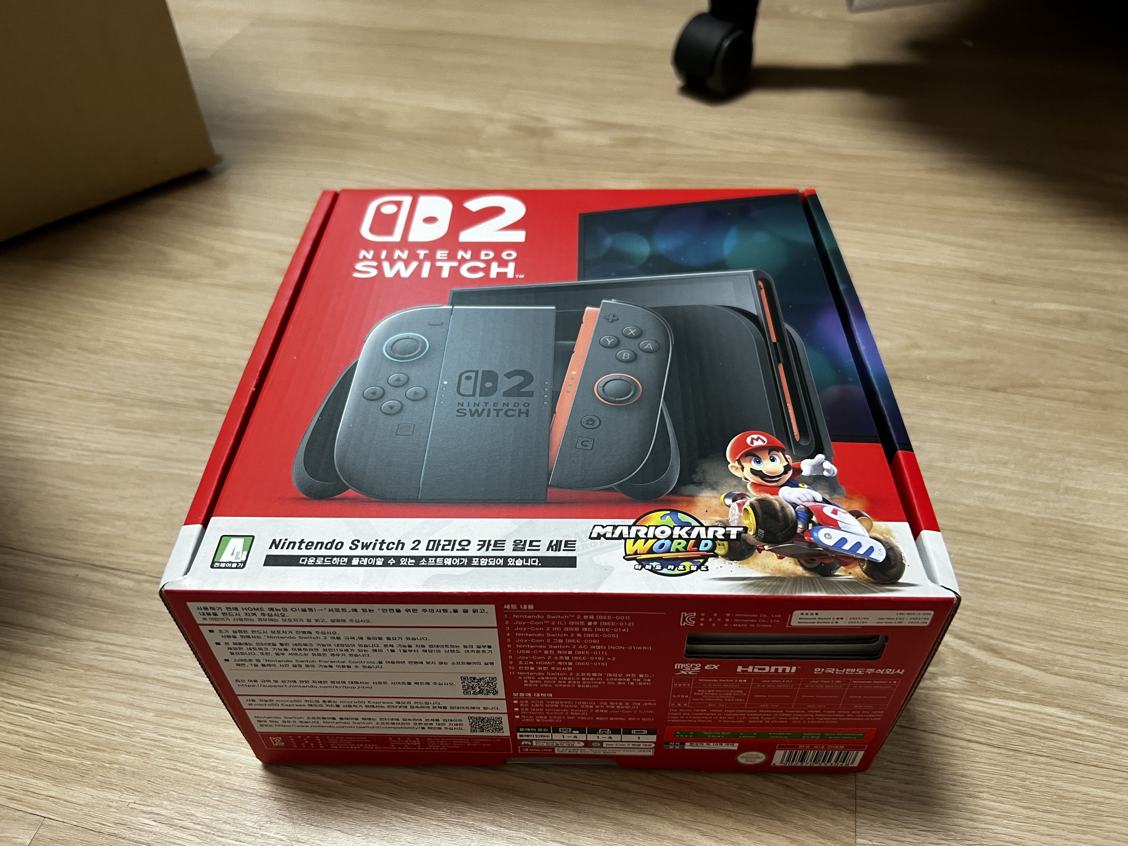 뒤늦게 올려보는 닌텐도 스위치 2 사진 - 게임 / 엔터테인먼트 - 기글하드웨어