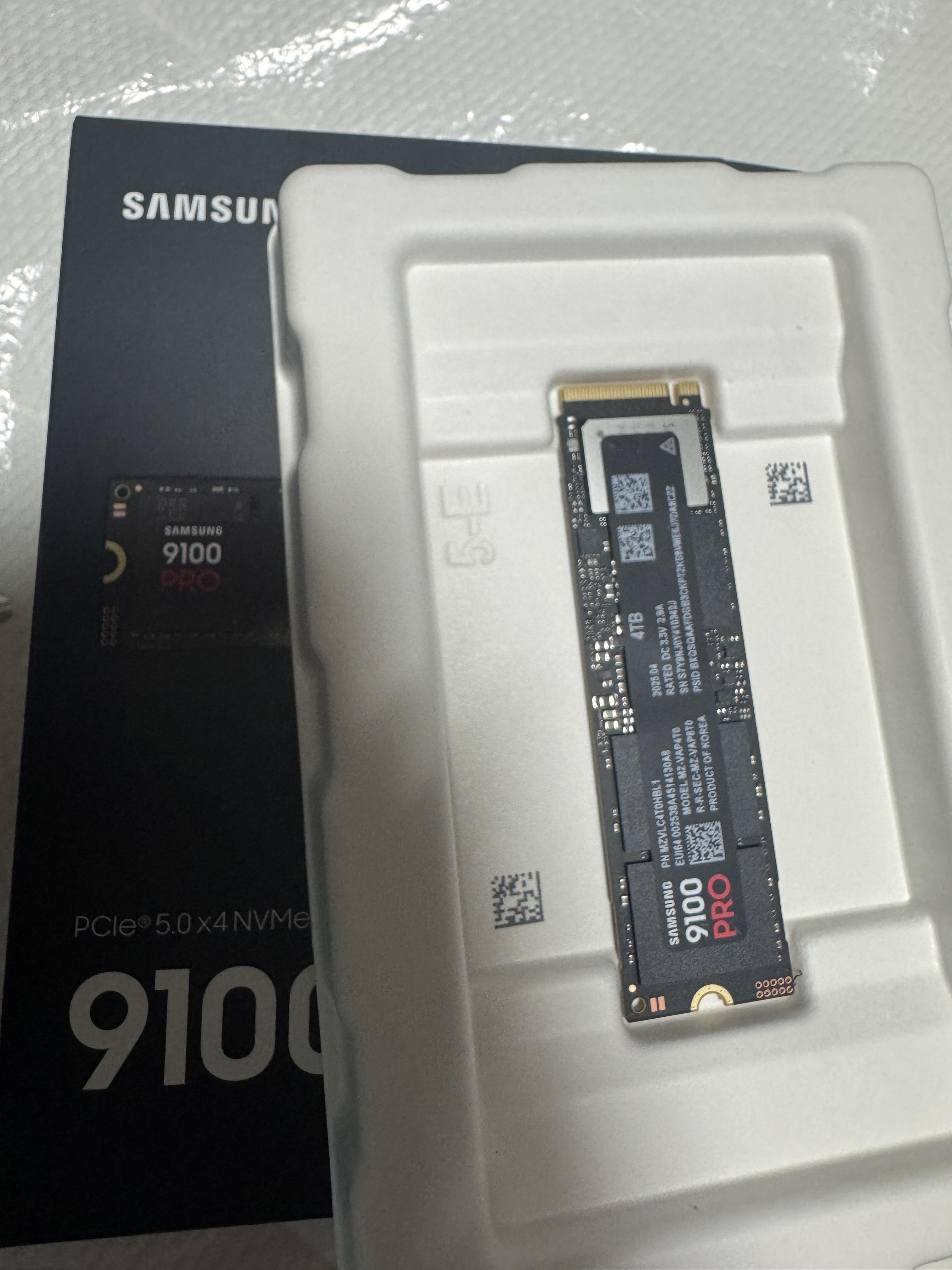 SAMSUNG SSD 9100 PRO 4TB 未開封 サムスン、PCIe 5.0 x4対応で最大