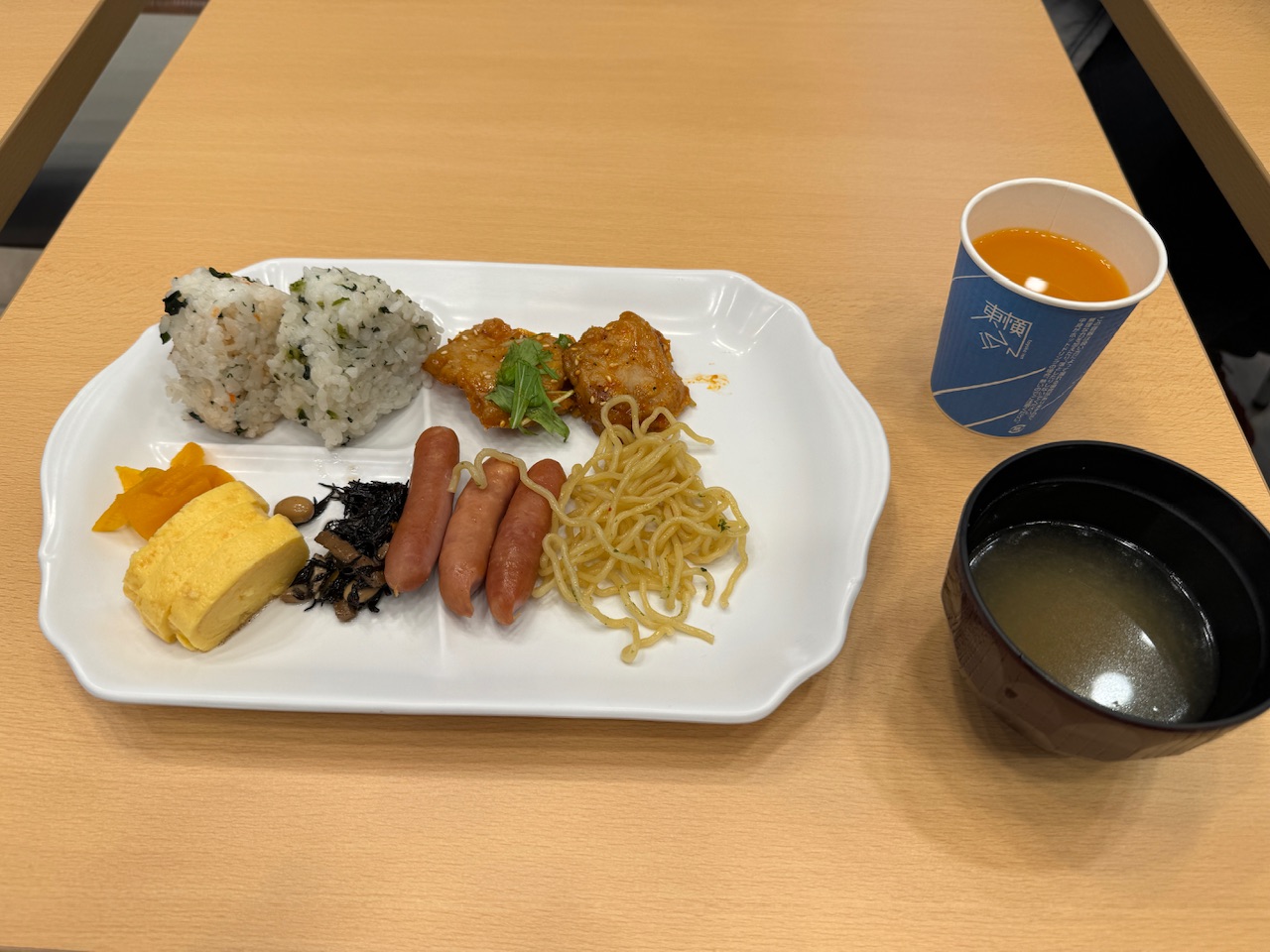 토요코인 오사카 센바점의 조식 수준 - 커뮤니티 게시판 - 기글하드웨어