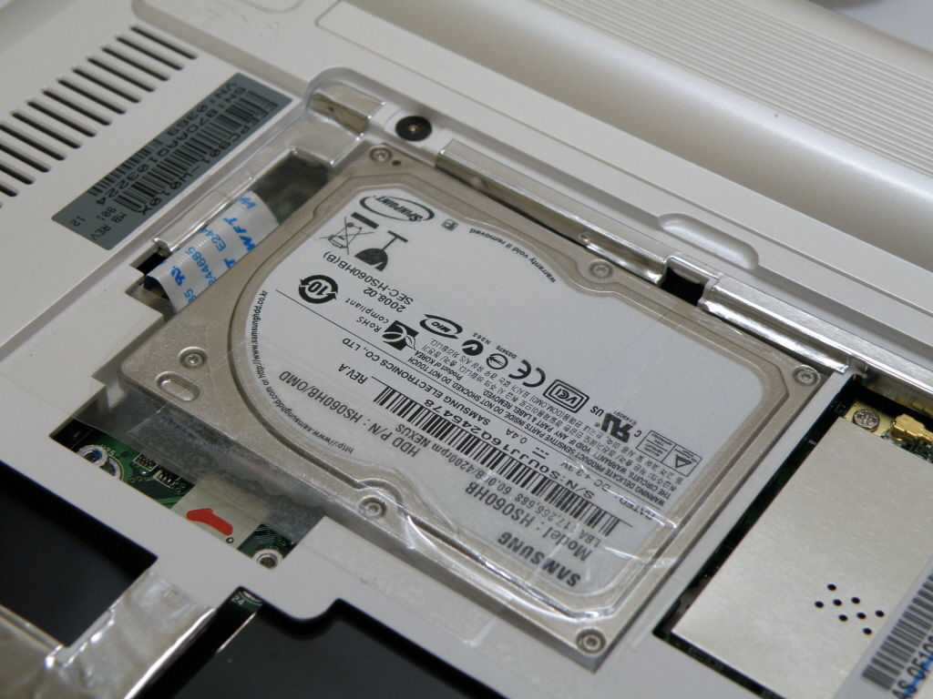 기글 하드웨어 사용기 게시판 - Eee PC 901하드디스크 장착기